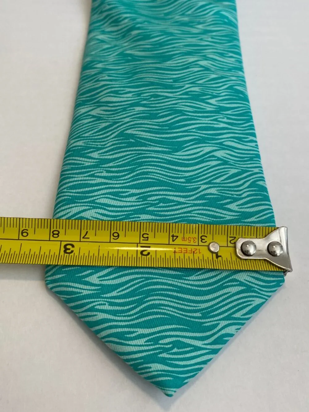 NWT Vineyard Vines Tonal Wave Antigua Green Silk Tie